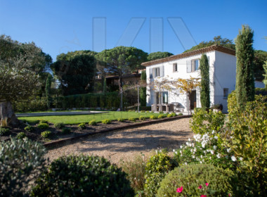 VILLA TREMOURIES 9