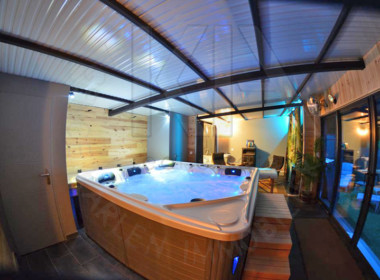 Jacuzzi 2